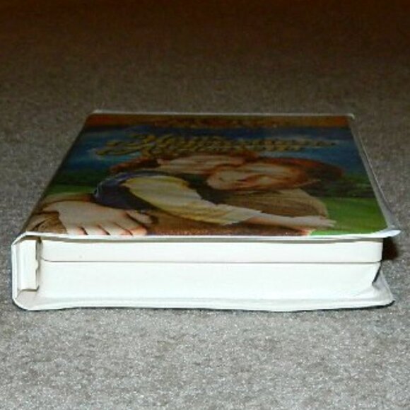 Hans Christian Andersen VHS Clamshell Danny Kaye - Picture 5 of 10